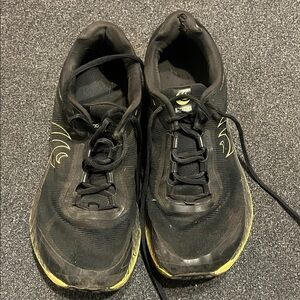 Black and Yellow Men's Running Shoes Topo Mtn Racer 3